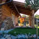 Wrzosowe Zacisze Lodge *